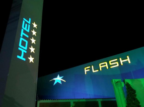 Flash Motel (Adult Only)  Сан-Висенти